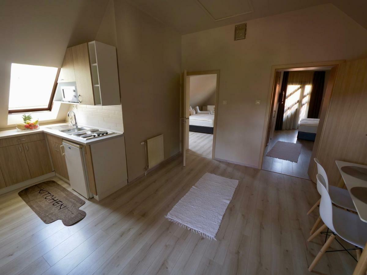 Rubin Apartman ザラカロシュ エクステリア 写真